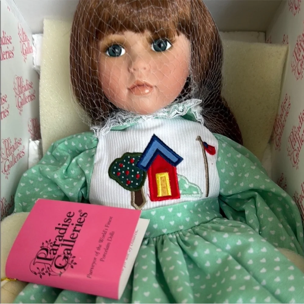 Timeless Moments Paradise Galleries Premiere Edition Porcelain‎ Doll vintage